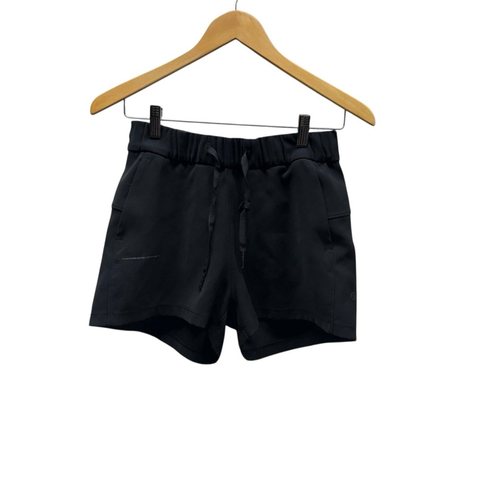Lululemon On The Fly Black Women's Shorts